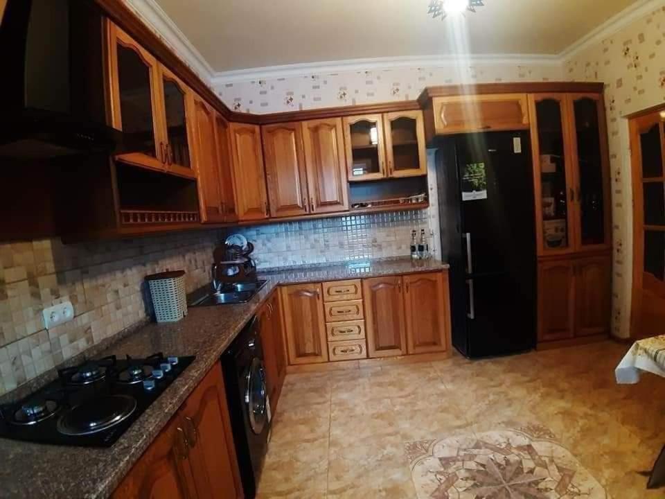 Green Garden Կանաչ Այգի イジェヴァン エクステリア 写真